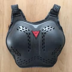 ダイネーゼ正規品 胸部プロテクター レディースSサイズ - メルカリ