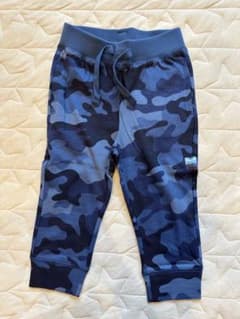 新品タグ付き　baby GAP パンツ  カモフラ柄　90のサムネイル