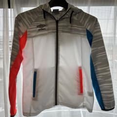 umbro フード付きウィンドブレーカーのサムネイル