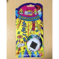 人気商品☆初代 たまごっち 白 未開封 新品 レアのサムネイル