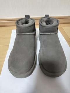 UGG CLASSIC ULTRA MINI GREY 24.0のサムネイル