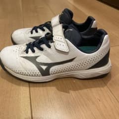 Mizuno トレーニングシューズ ホワイト/ネイビーのサムネイル