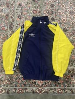【希少カラー】Umbro トラックジャケット 古着のサムネイル