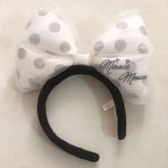 ディズニーカチューシャ ミニー 白のサムネイル