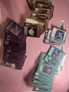 遊戯王 全てゴールドレア　約１００枚　まとめ売りのサムネイル