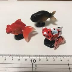 食玩　金魚3匹のサムネイル