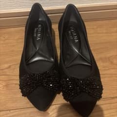 DIANA WELL FIT ビジューリボンパンプスのサムネイル