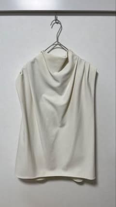 ZARA ハイネック　ノースリーブ　トップス　ホワイト