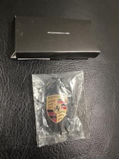 Porsche カーボンファイバーキーホルダーのサムネイル