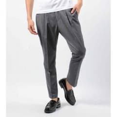 未使用 URBAN RESEARCH T/R タックテーパードパンツ SizeSのサムネイル