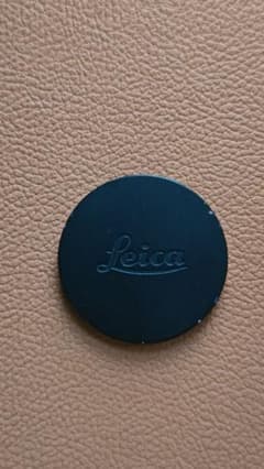 LEITZ PHONE 1ライツフォン1 レンズキャップ ブラックのサムネイル
