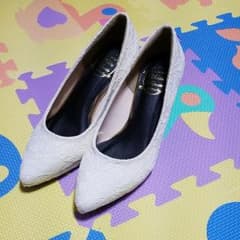 パンプスWhiteのサムネイル
