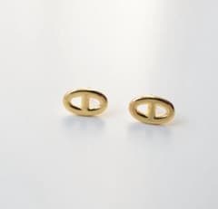 新品未使用　シンプルピアス　両耳用