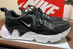 【美品】NIKE WMNS RYZ 365 black/white 26cmのサムネイル
