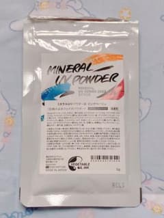 ETVOS ミネラルUVパウダーのサムネイル