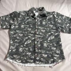 シャツ 迷彩 カモフラ 古着 y2k archive swag 短丈　スケーターのサムネイル
