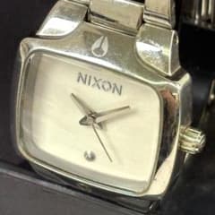 NIXON ニクソン 9L 腕時計 スクエア メンズ 腕時計 電池交換済 T72のサムネイル