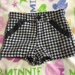 千鳥柄ショーパンのサムネイル