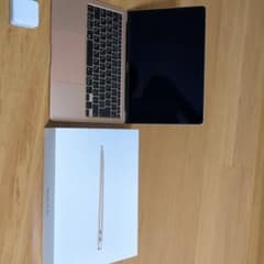 (..様専用)macbook air 2020 intel 256gb(箱付き)のサムネイル