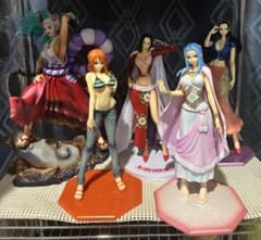 ワンピース　プライズフィギュア　まとめ売り　55体セット Yahoo!オークション - 「ワンピースフィギュア セット」の落札相場
