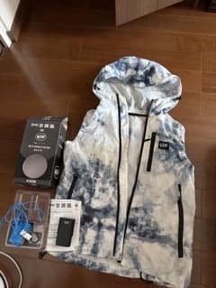 KiU 空調服 スターターキット K308 タイダイ柄のサムネイル