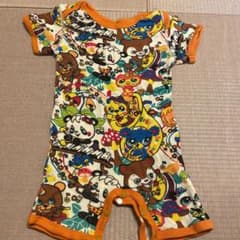 ロンパースのサムネイル