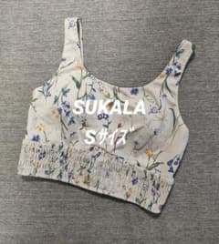 ⑮SUKALA LAVAヨガウェア ボタニカルシャーリングブラトップS ホワイト