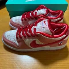 NIKE SB DUNK LOW PRO QSのサムネイル