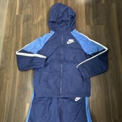 NIKE ジュニアウィンドブレーカー 上下セット ネイビーのサムネイル