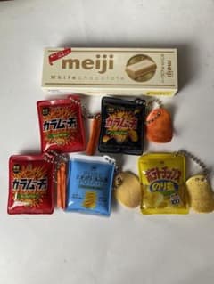 お菓子  キーホルダー   メモ帳  まとめ売りのサムネイル