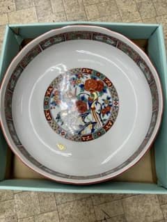 有田焼　雅東苑窯　紅縁　花絵　大皿のサムネイル