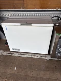 専用z*i様 大阪・本町引取限定】SANYO 冷凍ストッカー（中古）特 お引取り限定】SANYO 冷凍庫 SCR-F261N 上開き式 冷凍ストッカー