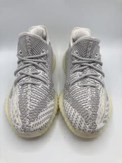 YEEZY BOOST 350 イージーブーストのサムネイル