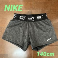 NIKE 짧은 빵 140cm 소녀용