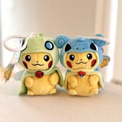 ポケモンセンター　シンガポール限定　海外限定　ポンチョピカチュウ マスコットのサムネイル