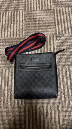 GUCCI ショルダーバッグのサムネイル