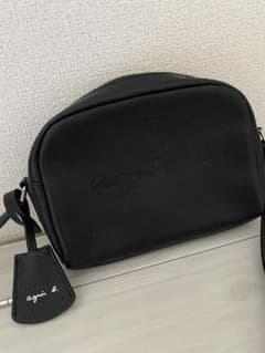 agnes b. ショルダーバッグ エンボスのサムネイル