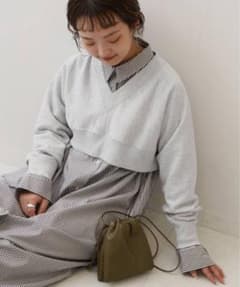 クロップドVネック裏毛のサムネイル