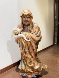 伝統陶器九谷焼、達磨だるま、装飾陶器像 、金色模様、存在感ある。 九谷焼 達磨大師像 置物 古美術品 特大 SALE - メルカリ