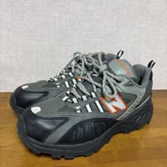 New Balance スニーカー グレー/オレンジのサムネイル