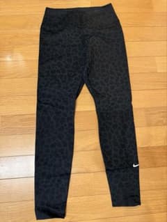 NIKE DRI-FIT レオパード柄 タイツ ブラック Sのサムネイル