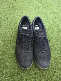 Onitsuka Tiger オニツカタイガー 黒 レザー スニーカー ブラックのサムネイル
