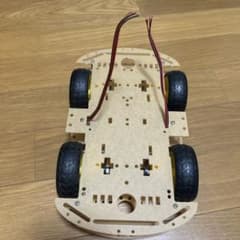 4WD ロボットカー シャーシ モーター・タイヤ4個付きのサムネイル