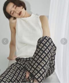 【美品】todayful かぎ編み ノースリーブニット 白 麻 コットンのサムネイル