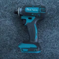訳あり　マキタ Makita 充電式インパクトドライバ TD149D 本体のサムネイル