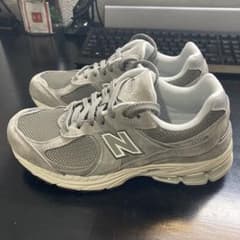 【新品】New Balance 2002r グレー スニーカー 25.5cmのサムネイル