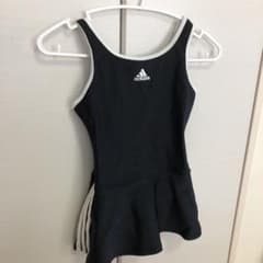 アディダス adidas⭐︎140水着のサムネイル