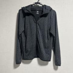 UNIQLO パーカー Sサイズのサムネイル