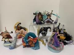 ワンピース七武海8体プラス白ひげのサムネイル