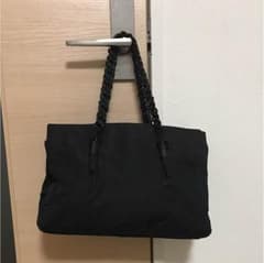 PRADAハンドバッグ 使用感ありのサムネイル